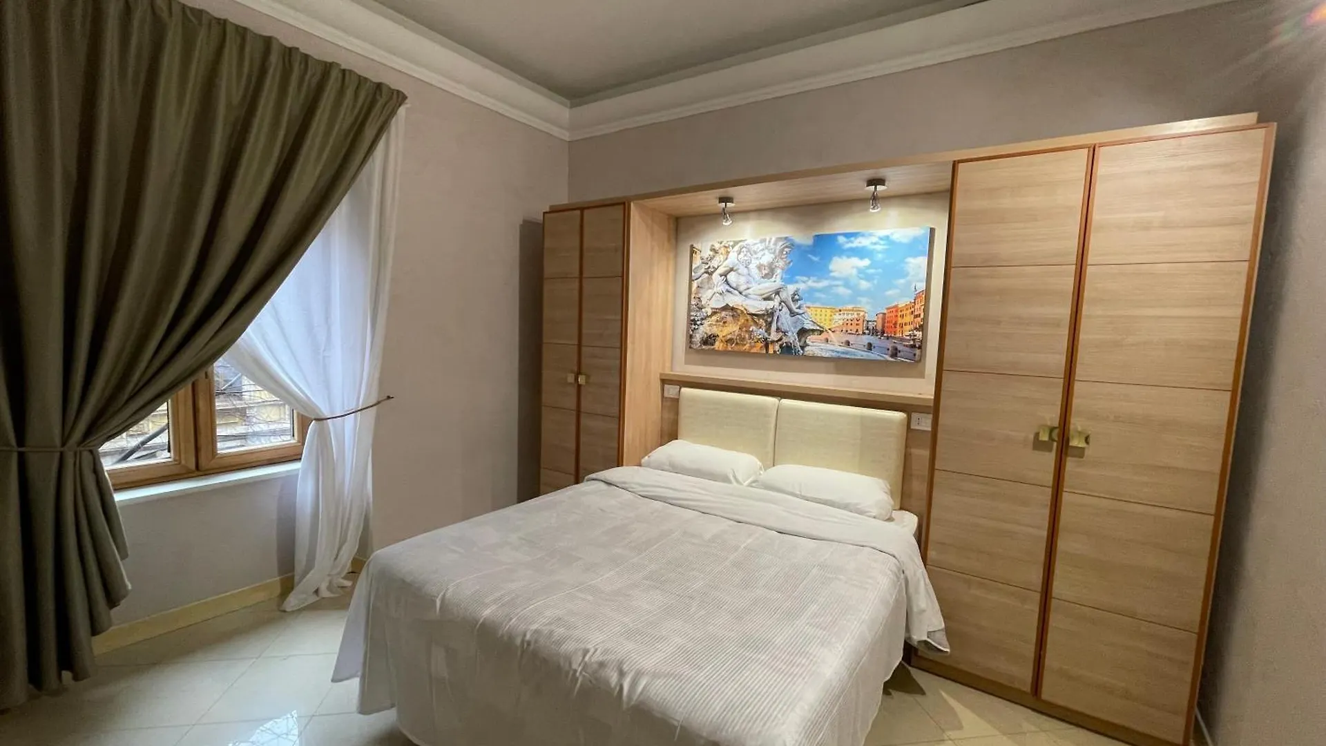 Guest House Spqr Suite Roma 0*,  Italia